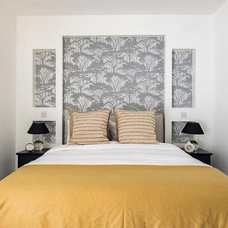 شقة The Battersea Secret - Trendy 3Bdr Flat With Patio لندن المظهر الخارجي الصورة