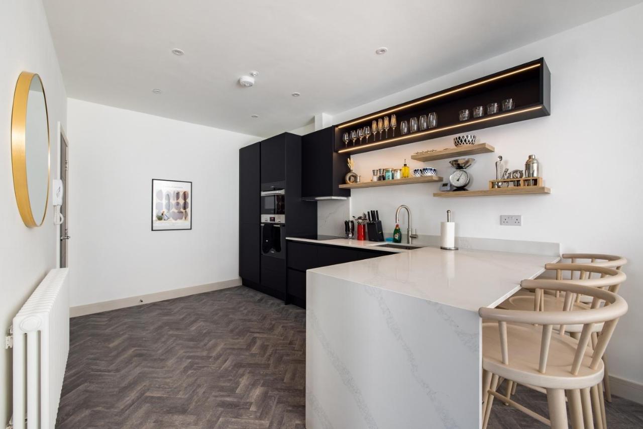 شقة The Battersea Secret - Trendy 3Bdr Flat With Patio لندن المظهر الخارجي الصورة