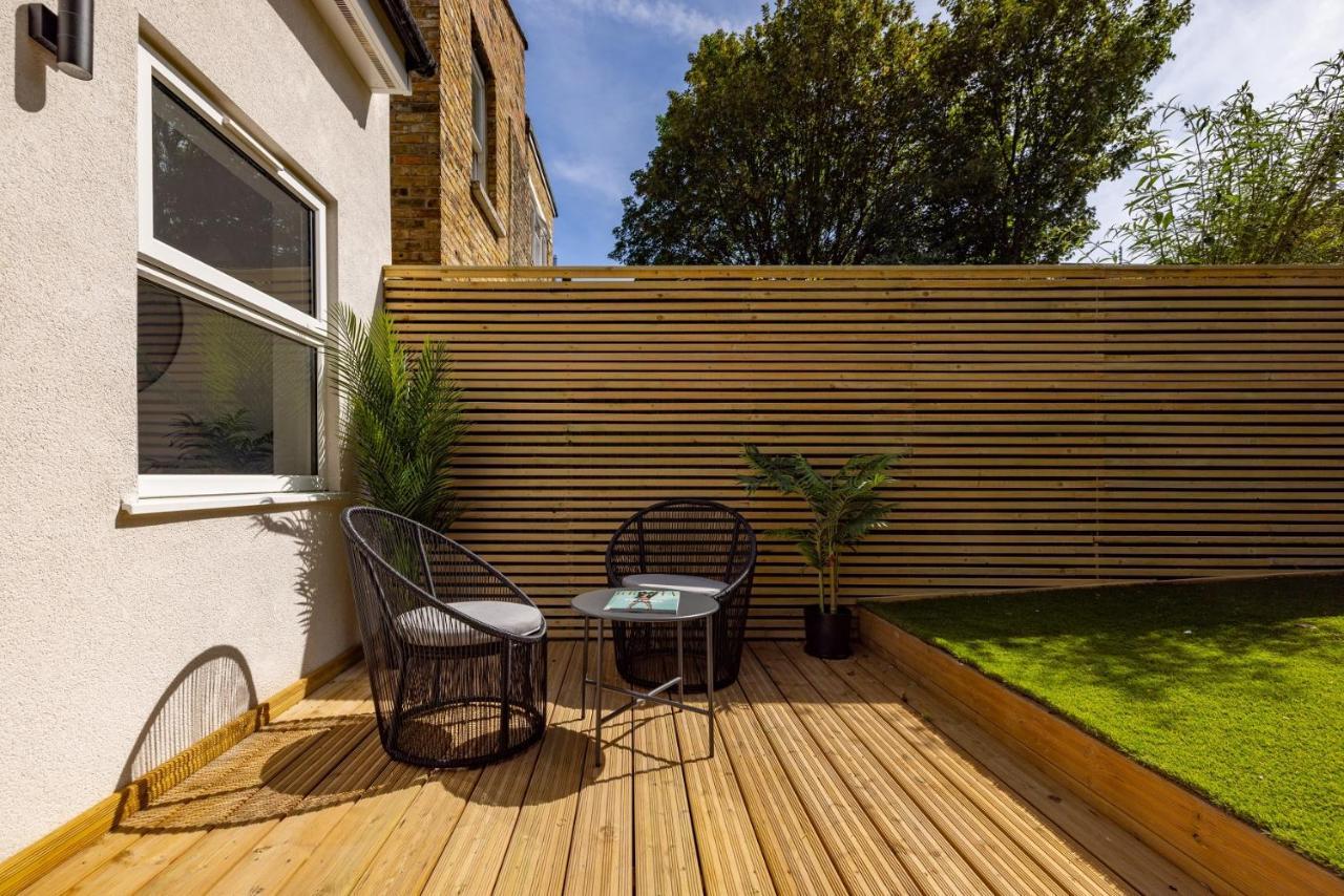 شقة The Battersea Secret - Trendy 3Bdr Flat With Patio لندن المظهر الخارجي الصورة