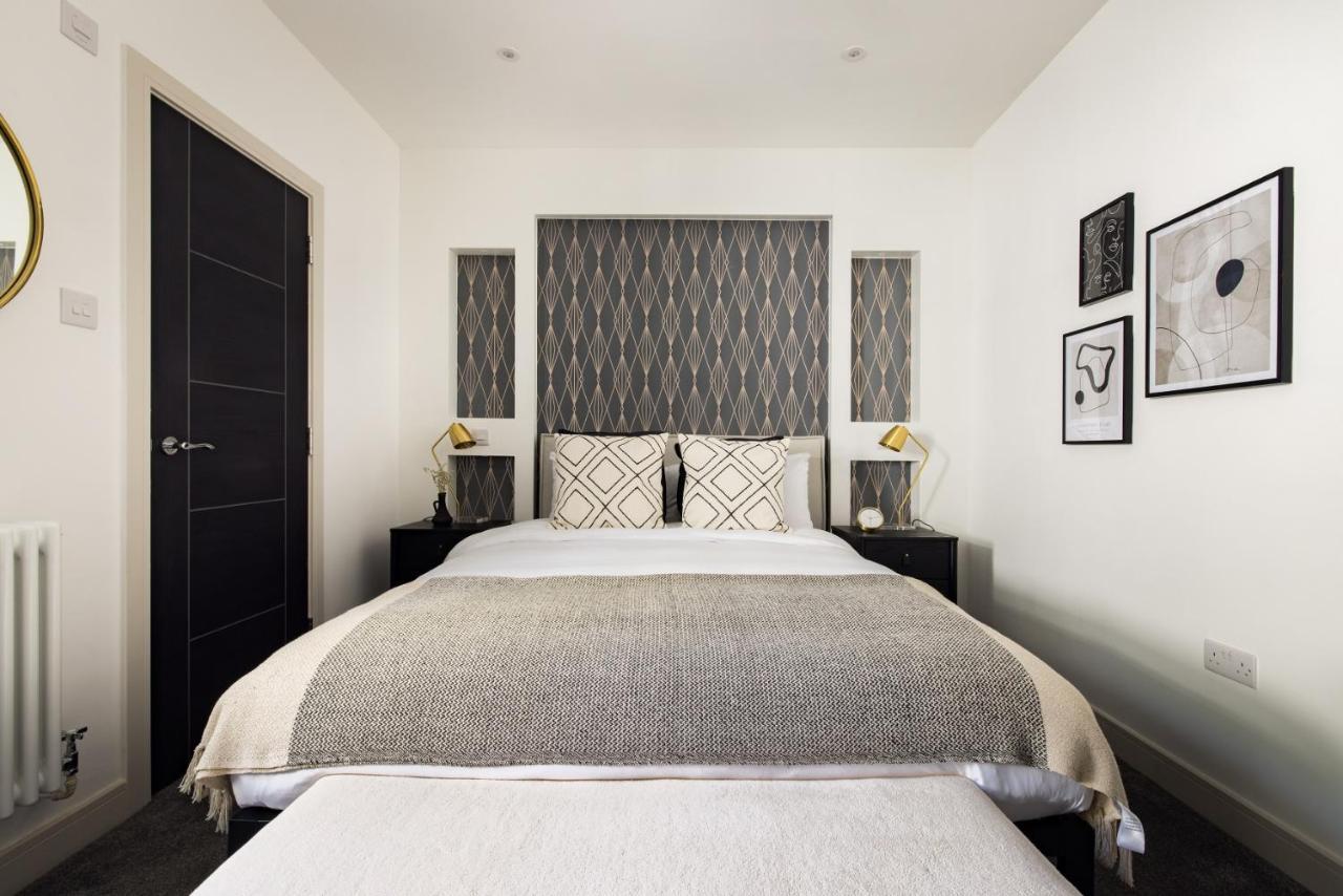 شقة The Battersea Secret - Trendy 3Bdr Flat With Patio لندن المظهر الخارجي الصورة