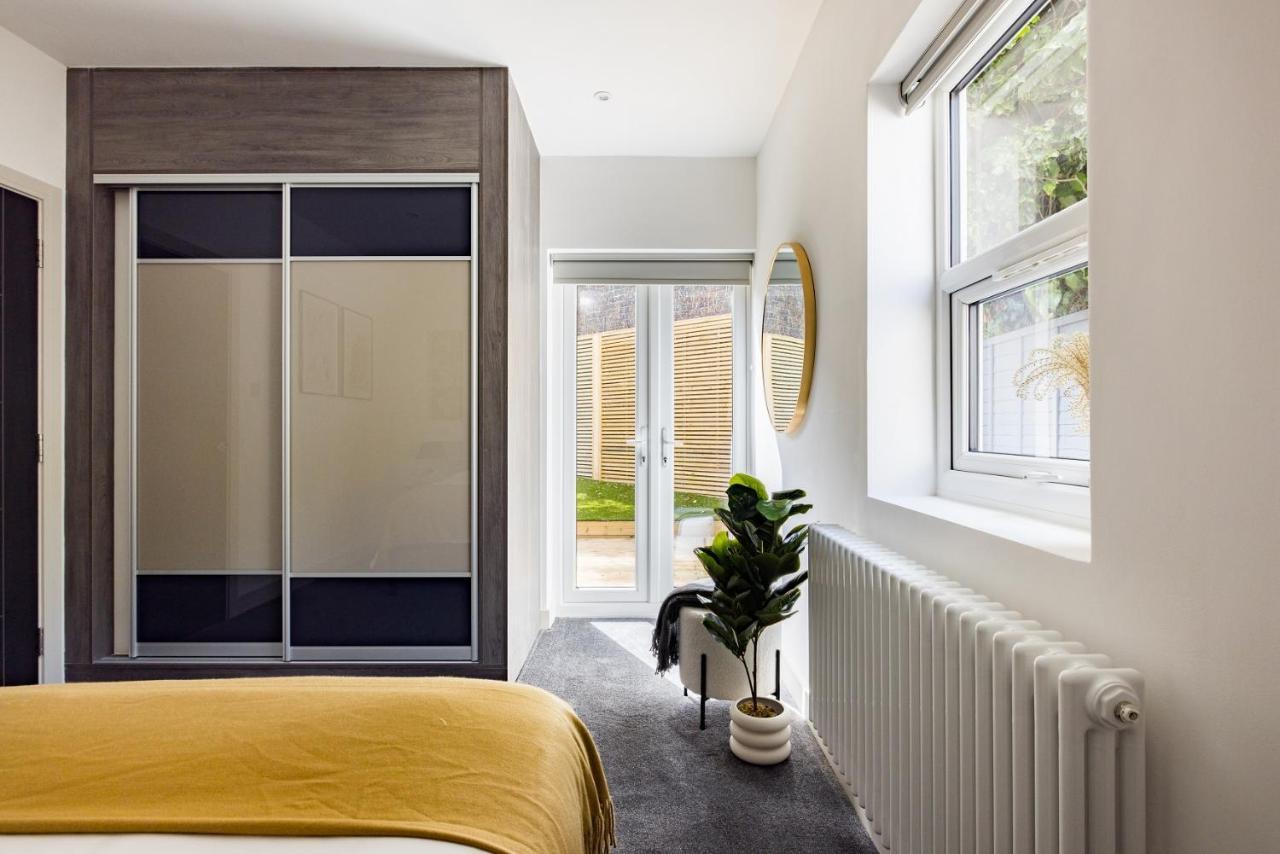 شقة The Battersea Secret - Trendy 3Bdr Flat With Patio لندن المظهر الخارجي الصورة