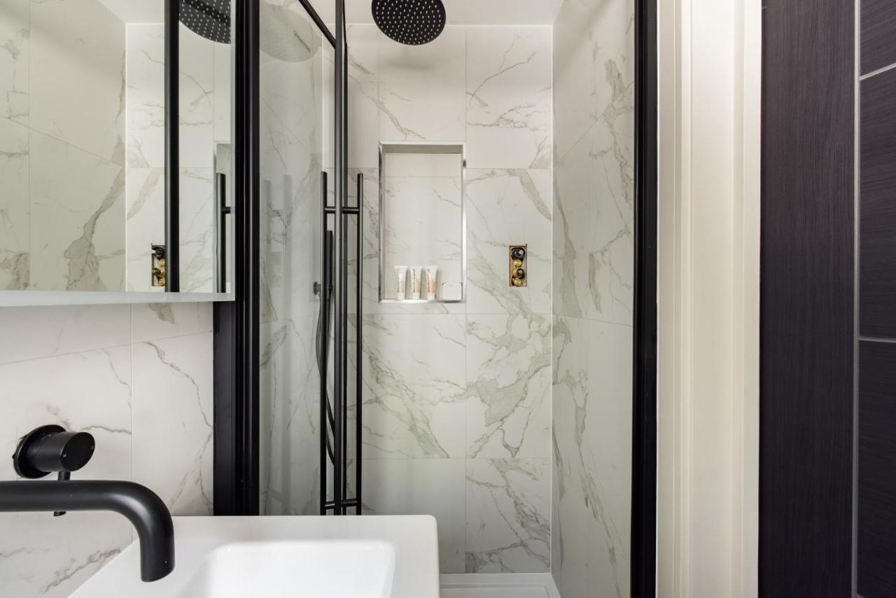 شقة The Battersea Secret - Trendy 3Bdr Flat With Patio لندن المظهر الخارجي الصورة